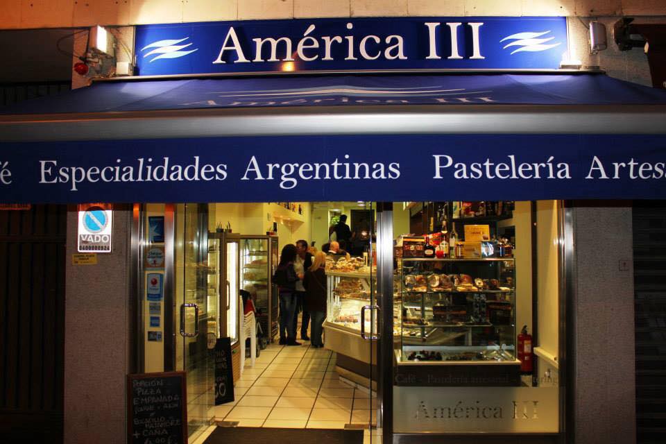 Pastelería América III