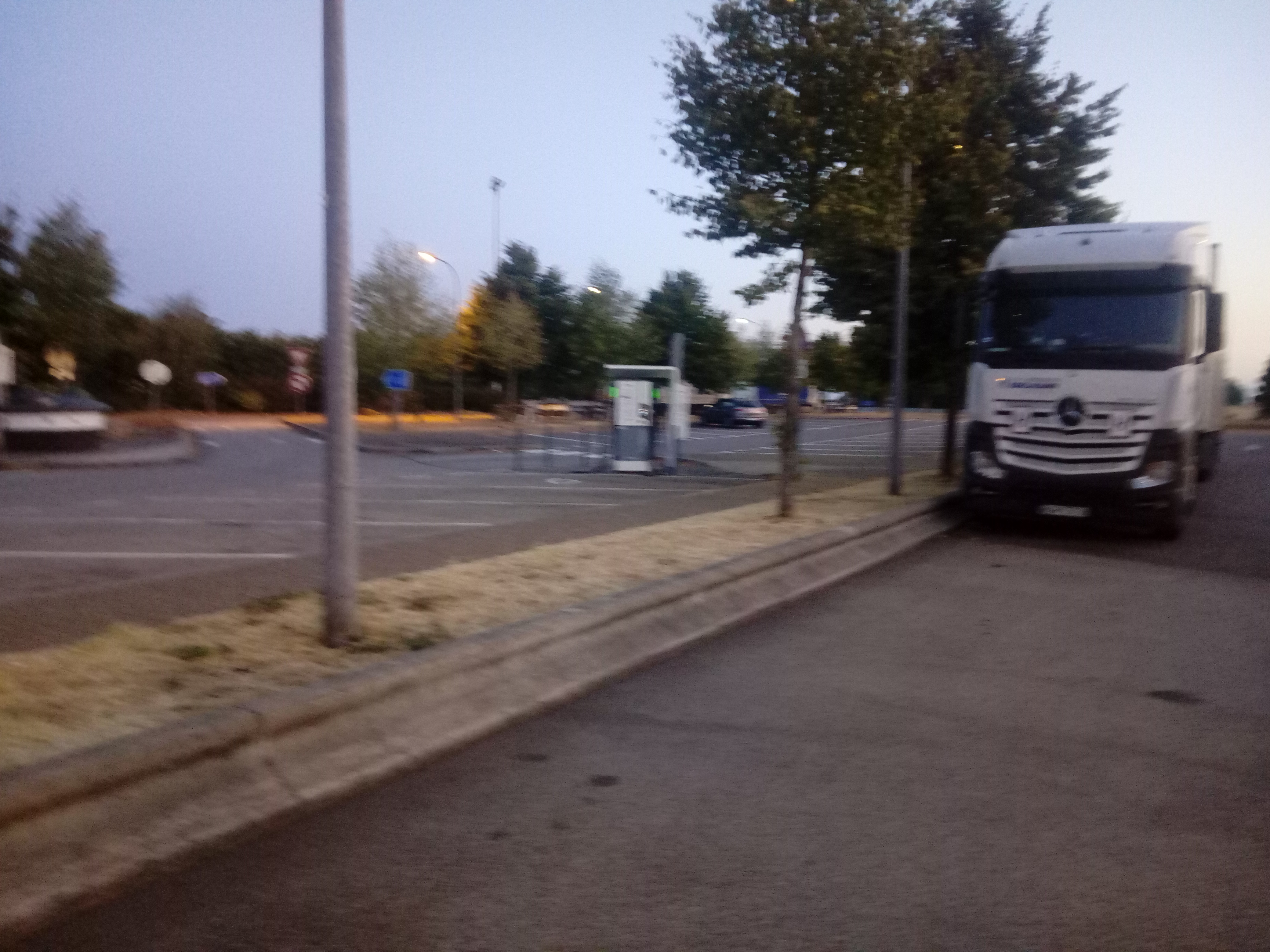 Photo n° 6 de l'avis de Kálmán.l fait le 15/07/2019 à 04:08