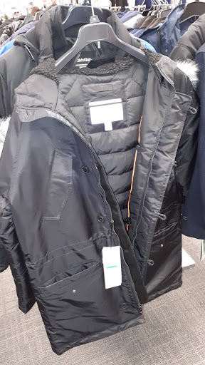 Stores to buy men's quilted vests Montreal