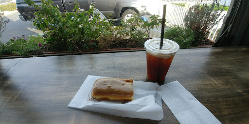 Donut Shop «Sweet Retreat Donuts», reviews and photos, 924 Pacific Coast Hwy, Long Beach, CA 90806, USA