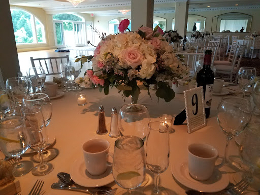 Wedding Venue «Candlewood Inn», reviews and photos, 506 Candlewood Lake Rd, Brookfield, CT 06804, USA