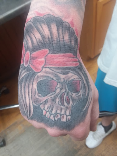 Tattoo Shop «Olde Towne Tattoo, LLC», reviews and photos, 2007 Central Ave, Kearney, NE 68847, USA