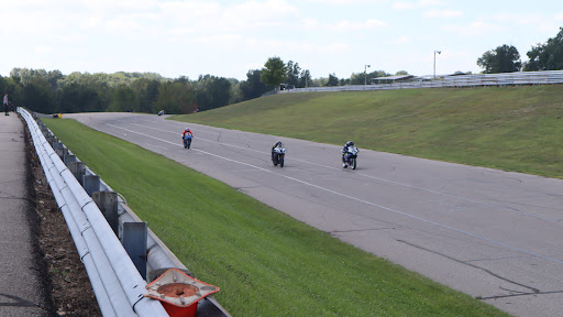 BMW Motorcycle Dealer «BMW Motorcycles Southeast Michigan», reviews and photos, 14855 Sheldon Rd, Plymouth, MI 48170, USA