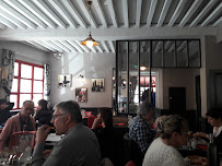 Atmosphère du La Ferme d André - Bar - Hôtel - Restaurant - Saint Jean de Bournay - n°3