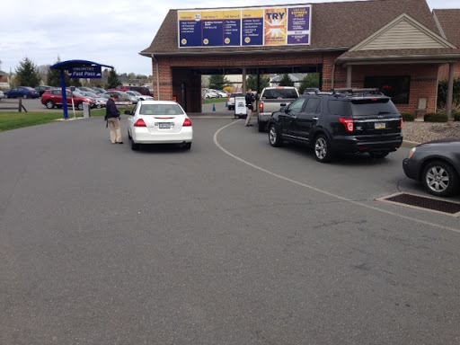 Car Wash «Mister Car Wash & Express Lube», reviews and photos, 600 Revere Blvd, Reading, PA 19608, USA