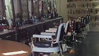 DAREDEVILS&QUEENS Salon + DAREDEVILS Barbershop