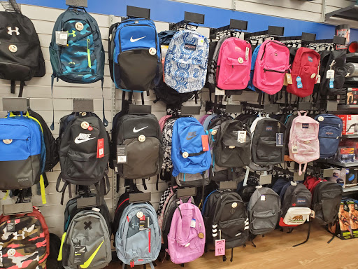 Sporting Goods Store «Big 5 Sporting Goods - Factoria», reviews and photos, 4055 Factoria Blvd SE, Bellevue, WA 98006, USA