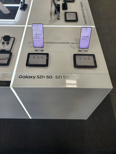 Electronics Store «Best Buy», reviews and photos, 1601 Westbank Expy a, Harvey, LA 70058, USA