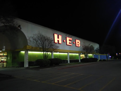 Grocery Store «H-E-B Grocery», reviews and photos, 3500 Leopard St, Corpus Christi, TX 78408, USA