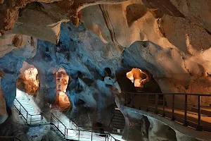 Cueva del Tesoro image