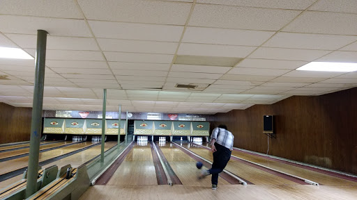 Bowling Alley «King-Pin Lanes», reviews and photos, 418 Lincoln Ave, Fox River Grove, IL 60021, USA