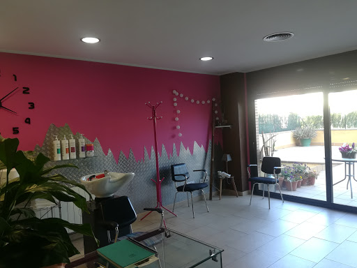 Centro Perruquería y Estética Vida en Bàscara, Girona