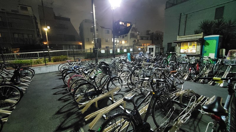 中野新橋駅自転車駐車場