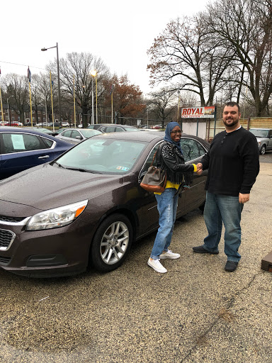 Used Car Dealer «Royal Car Center», reviews and photos, 3950 Roosevelt Blvd, Philadelphia, PA 19124, USA