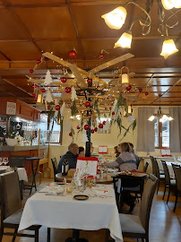Atmosphère du Restaurant français Aux Deux Clefs d'Or à Plobsheim - n°13