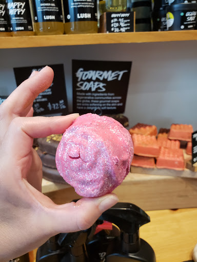 Cosmetics Store «LUSH», reviews and photos, 1689 Arden Way, Sacramento, CA 95815, USA