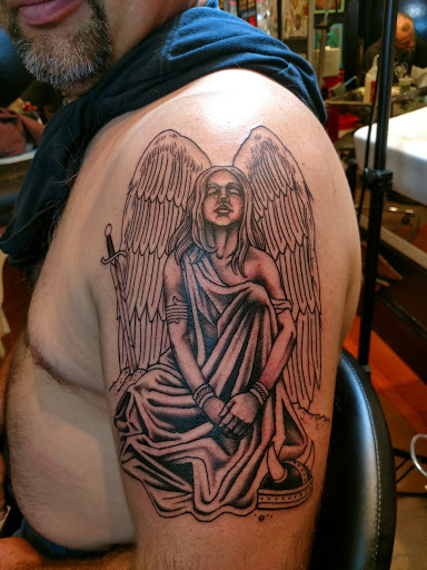 Tattoo Shop «Historic Tattoo», reviews and photos, 2001 SE 50th Ave, Portland, OR 97215, USA