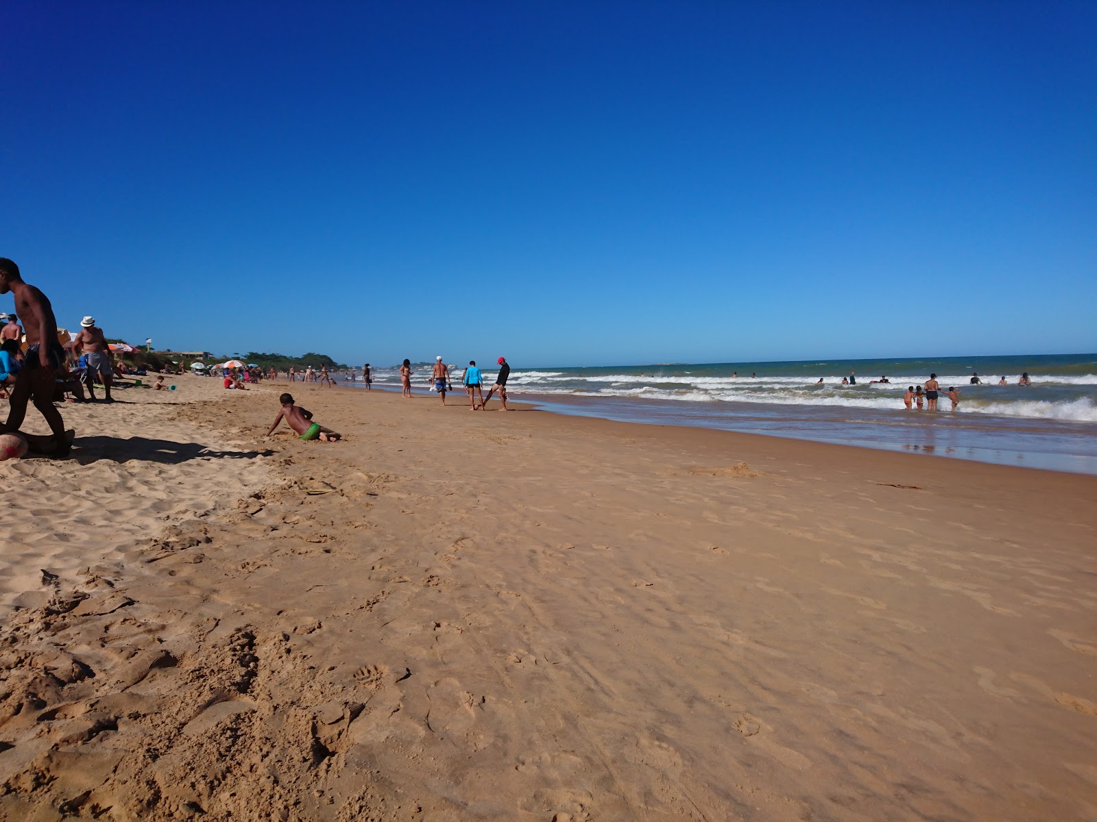 Photo de Plage du Soleil avec rivage droit, long
