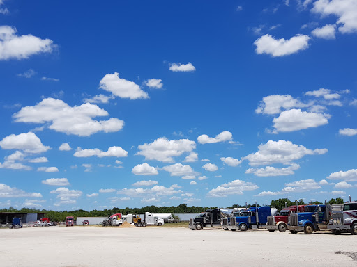 Truck Accessories Store «Texas Chrome Shop», reviews and photos, 16233 I-35, Atascosa, TX 78002, USA