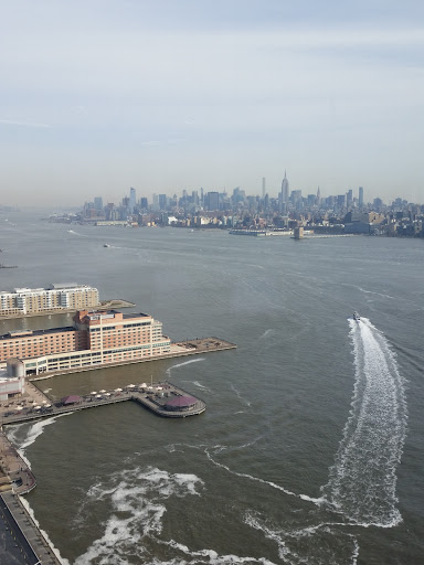 Investment Bank «Goldman Sachs & Co», reviews and photos