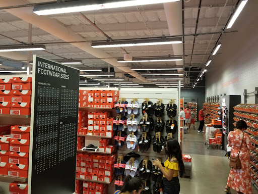 Sporting Goods Store «Nike Factory Store», reviews and photos, 9851 South Eastern Avenue, Las Vegas, NV 89183, USA