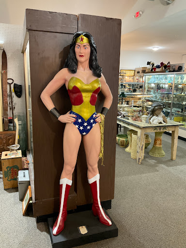 Antique Store «Days Of Olde Antiques & Collectibles At Galloway», reviews and photos, 110 S New York Rd, Galloway, NJ 08205, USA