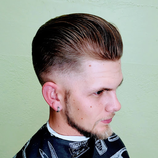 Beauty Salon «Celine Beauty Salon», reviews and photos, 116 S Main St, Highlands, TX 77562, USA