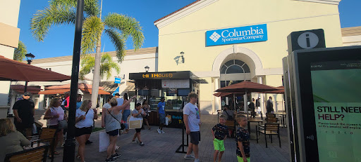 Columbia Sportswear Outlet Store at Premium Outlets in Orlando, 4971 International Dr, Orlando, FL 32819, USA, 