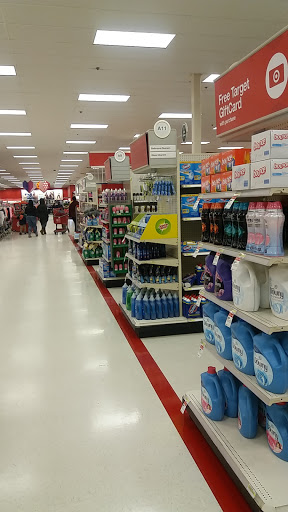 Department Store «Target», reviews and photos, 6100 Shingle Creek Pkwy, Brooklyn Center, MN 55430, USA