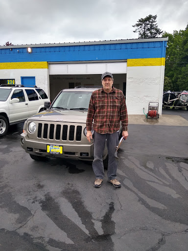 Used Car Dealer «Dave Morton Auto Sales», reviews and photos, 270 Lancaster Dr NE, Salem, OR 97301, USA