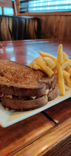 Steak House «Buzz Inn Steakhouse», reviews and photos, 18960 US-2 #112, Monroe, WA 98272, USA