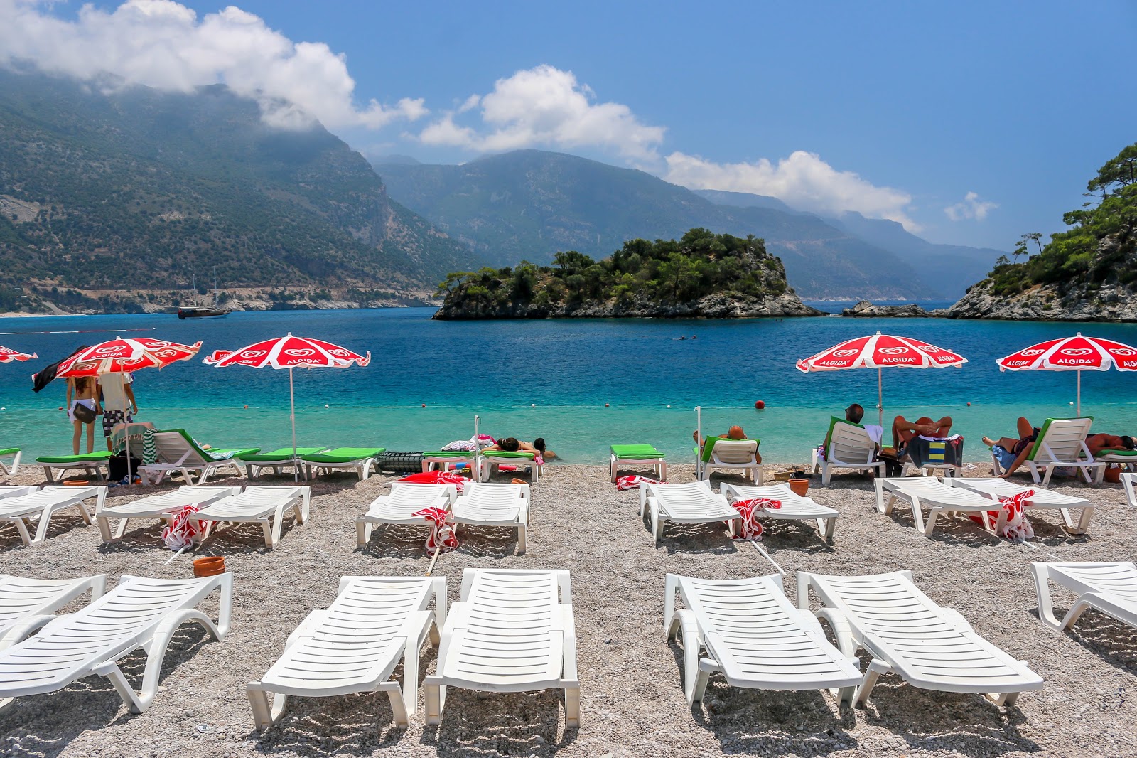 Foto di Spiaggia di Oludeniz - luogo popolare tra gli intenditori del relax