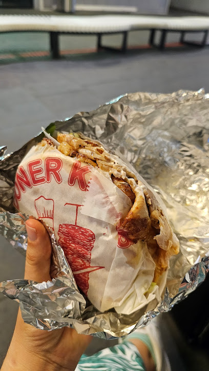 Valencia Doner Kebab (Halal) - Av. de l,Oest, 41, bajo, 46001 Valencia, Spain