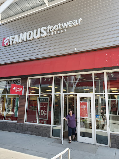 Outlet Mall «Nebraska Crossing Outlets», reviews and photos, 21209 Nebraska Crossing Dr, Gretna, NE 68028, USA