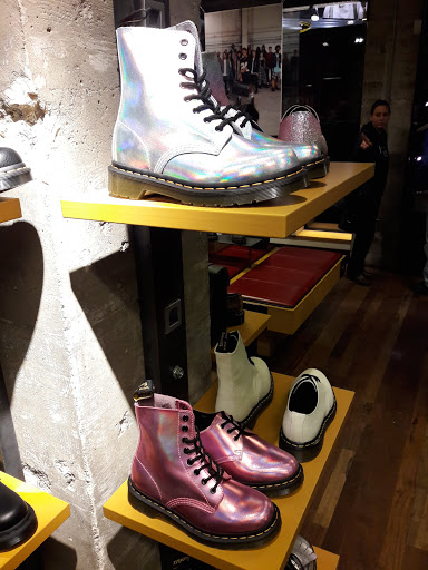 Shoe Store «The Dr. Martens Store», reviews and photos, 2 NW 10th Ave, Portland, OR 97209, USA