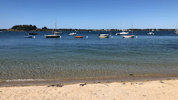 Plage Le Rudel'in fotoğrafı düz bir kıyı şeridi ile birlikte