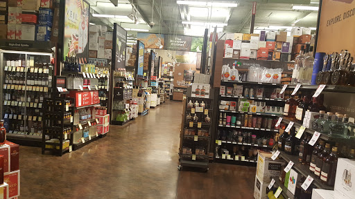 Wine Store «Total Wine & More», reviews and photos, 2701 184th St SW #108b, Lynnwood, WA 98037, USA