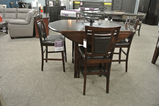 Furniture Store «Raymour & Flanigan Furniture and Mattress Store», reviews and photos, 275 Glen Cove Rd, Carle Place, NY 11514, USA