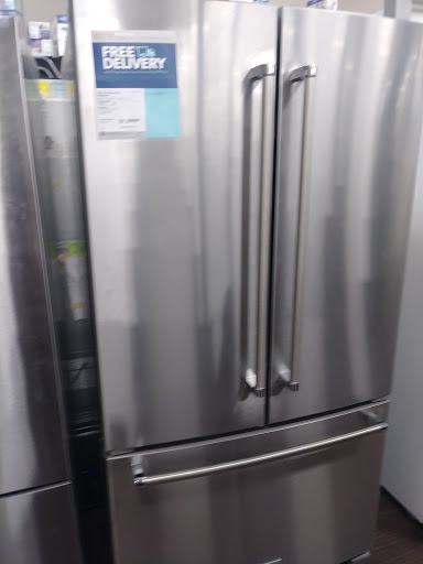 Electronics Store «Best Buy», reviews and photos, 20914 N Frederick Rd, Germantown, MD 20876, USA