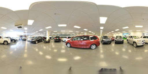 Toyota Dealer «Kings Toyota - New Cars, Indoor Showroom», reviews and photos, 4700 Fields Ertel Rd, Cincinnati, OH 45249, USA
