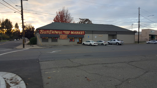 Natural Foods Store «Sunflower Natural Foods», reviews and photos, 726 Sutter St, Yuba City, CA 95991, USA