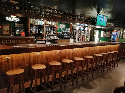 Shamrock Irish Pub Alcudia - Carrer de la Torreta, 3, 07400 Alcúdia, Illes Balears, Spain