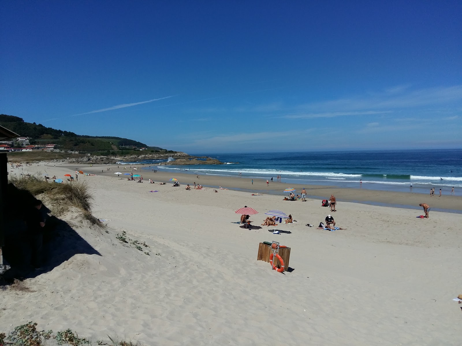 Zdjęcie Praia de Barranan z powierzchnią biały piasek