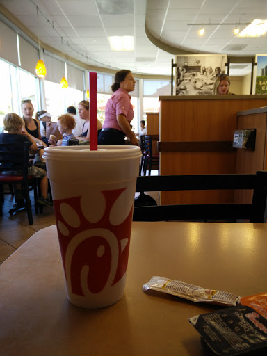 Fast Food Restaurant «Chick-fil-A», reviews and photos, 2679 E Bidwell St, Folsom, CA 95630, USA