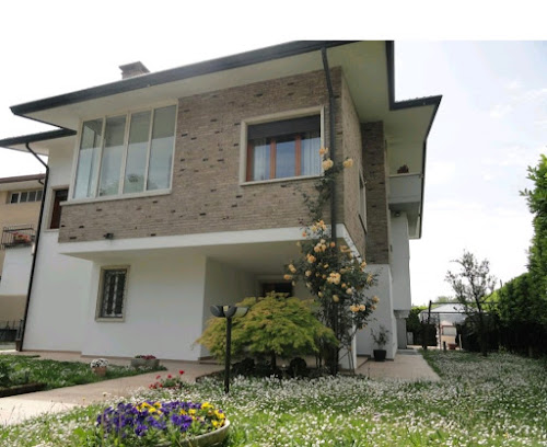 B&B HOUSE DOLCEVITA, PADOVA 30 MIN PER VENEZIA à Padua