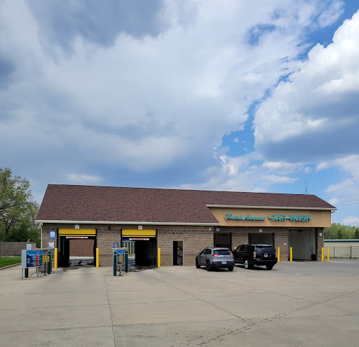 Park Avenue Car Wash en Des Moines