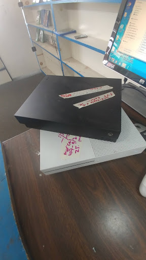 Video Game Store «Videomen», reviews and photos, 14522 Vanowen St #4, Van Nuys, CA 91405, USA