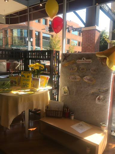 Book Store «Winchester Book Gallery», reviews and photos, 185 N Loudoun St, Winchester, VA 22601, USA