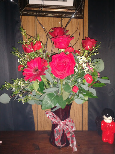 Florist «AAA Florist», reviews and photos, 1277 W 6th St, Corona, CA 92882, USA