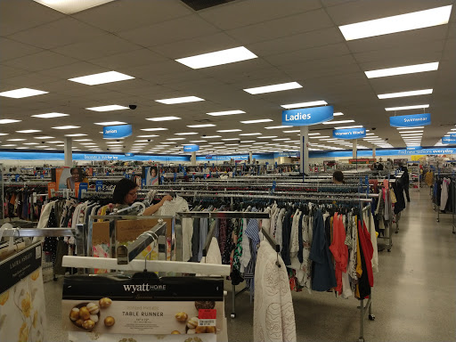 Clothing Store «Ross Dress for Less», reviews and photos, 4501 W Braker Ln, Austin, TX 78759, USA